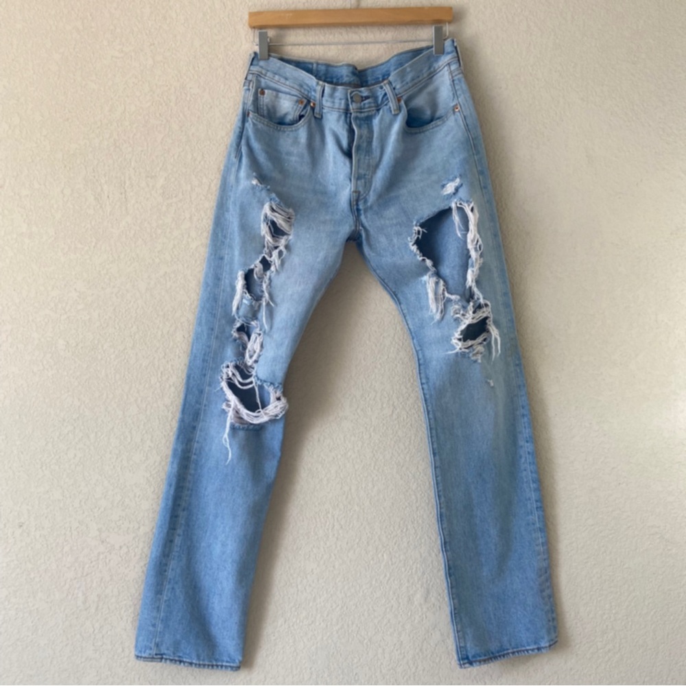 Men’s 501 Levi’s Distressed